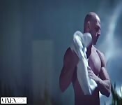 A Johnny Sins le gustan las asiáticas