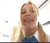 Sesión anal con rubia adolescente