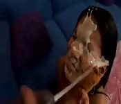 Belleza tailandesa chorreada