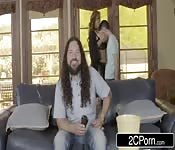 MILF tetona chupando pollas duras como ninguna